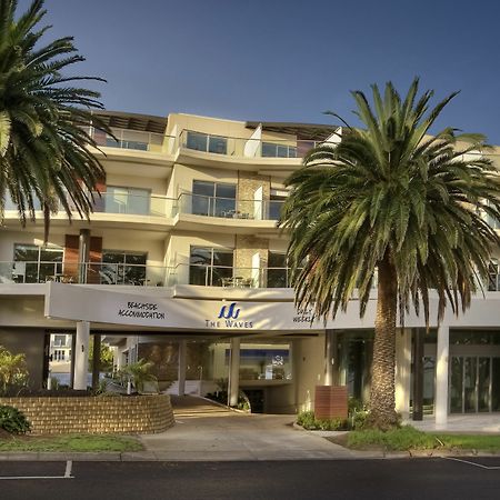 The Waves Apartments Cowes Esterno foto