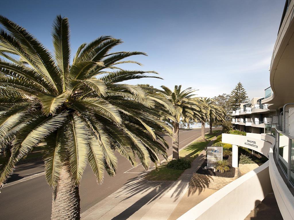 The Waves Apartments Cowes Esterno foto