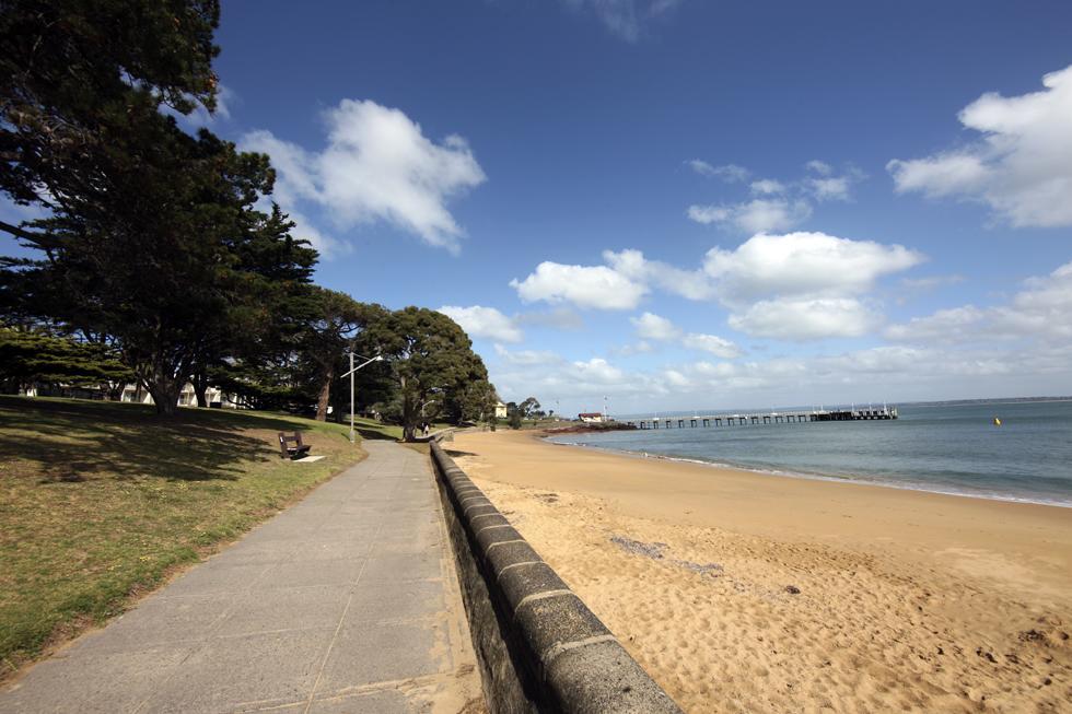 The Waves Apartments Cowes Esterno foto
